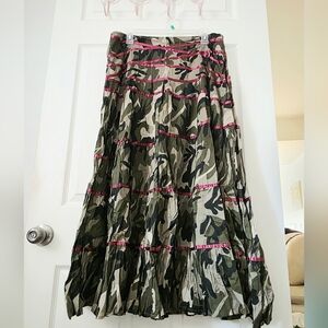 NWOT Mix Nouveau Maxi Tiered Camouflage Boho Skirt Size Large